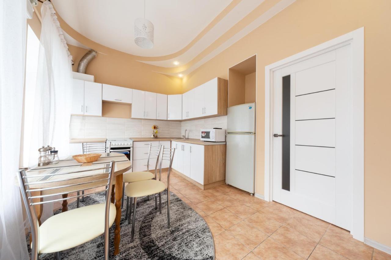 Apartment Center Of Odesa Exterior foto