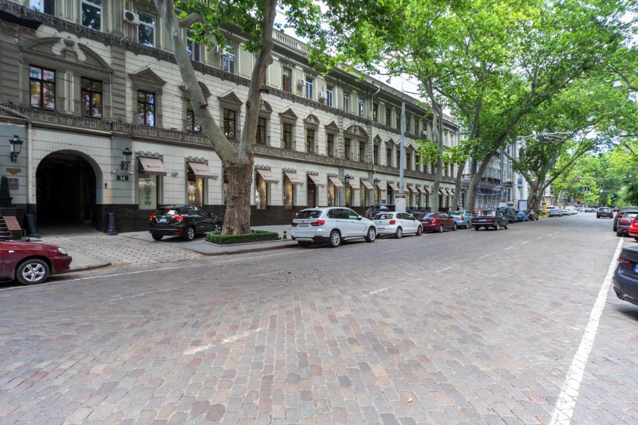 Apartment Center Of Odesa Exterior foto